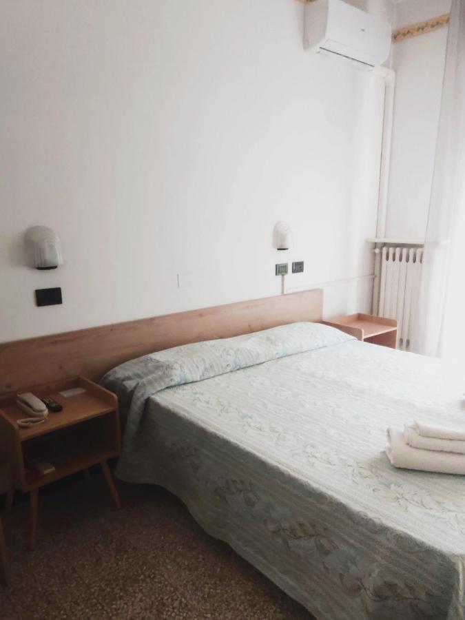 Hotel Ardesia Rimini Dış mekan fotoğraf