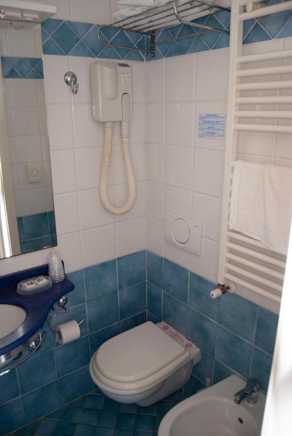 Hotel Ardesia Rimini Dış mekan fotoğraf
